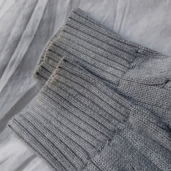 Tommy Hilfiger cable knit sweater - Picture 7 of 7